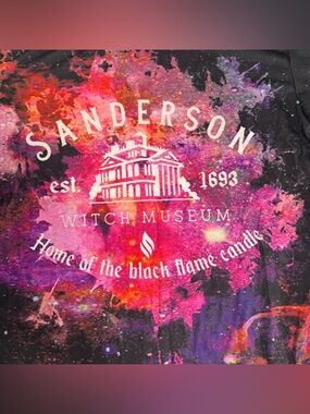 Witchcore Hocus Pocus Sanderson Witch Museum Shirt S Black Flame Candle Galaxy